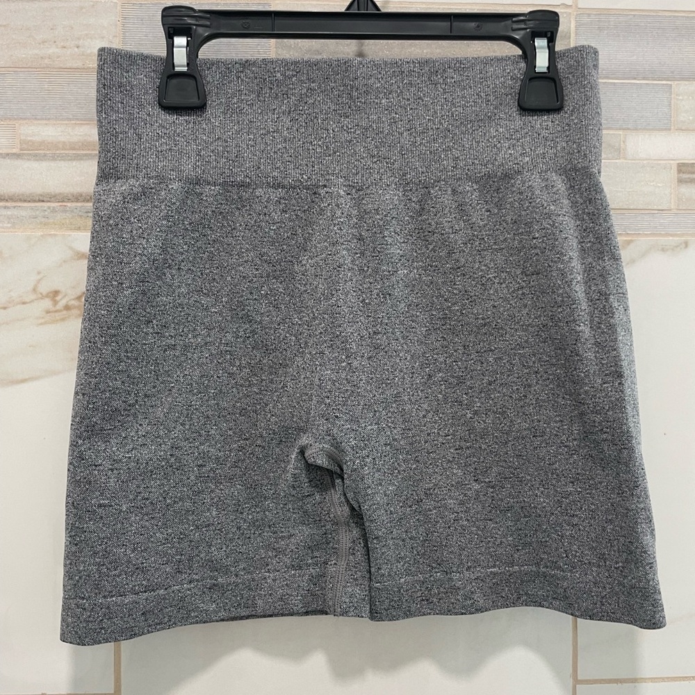 Women's High Waist Shorts Butt Lift Yoga Scrunch Booty Workout shorts  M - Picture 4 of 10